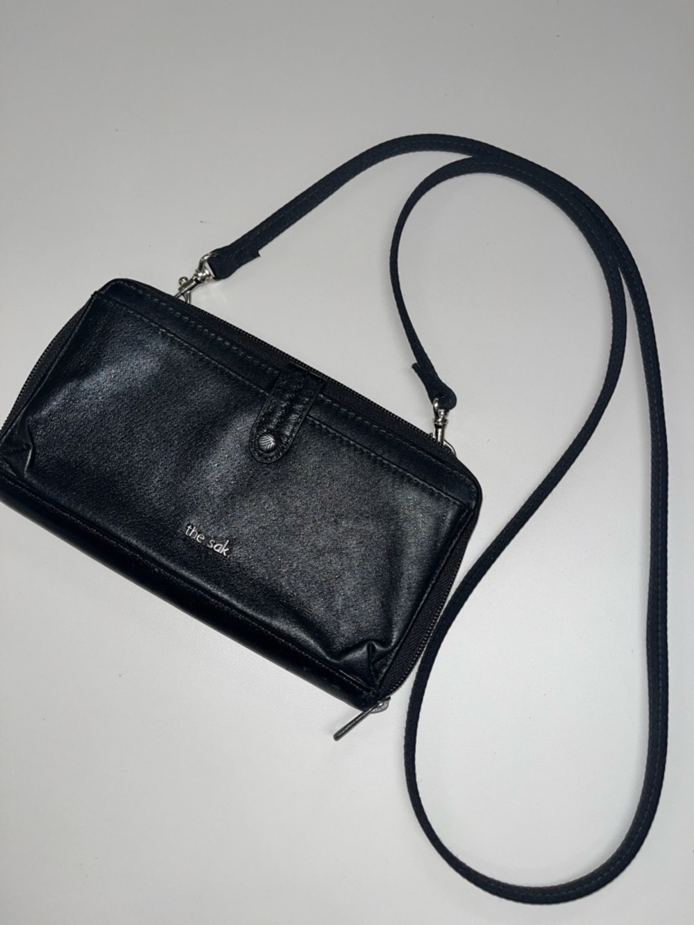 The Sak Black Leather Crossbody Wallet Bag